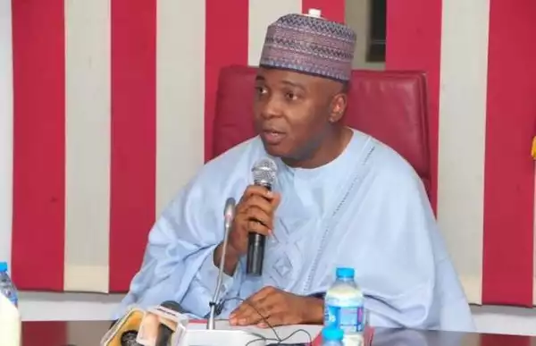 “Why I Met With Buhari After Ndume’s Removal As Senate Leader” – Saraki Opens Up